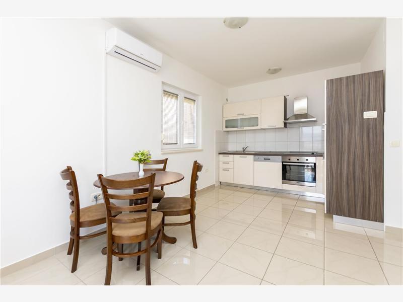 Apartmani Livajic Duće Exterior foto
